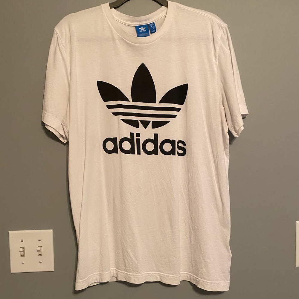 Adidas T-shirt
